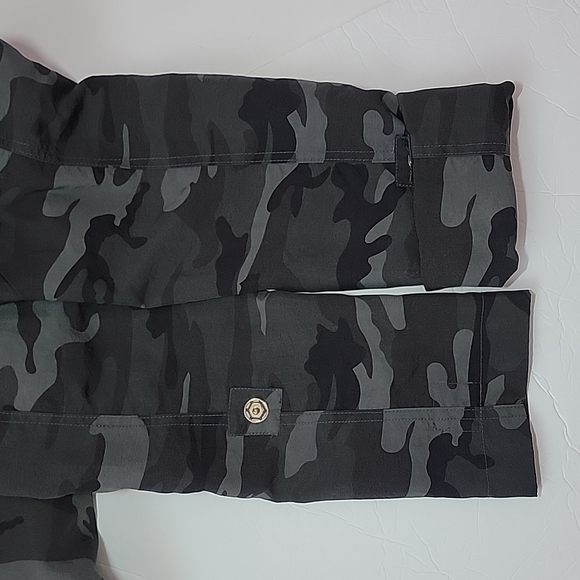 Tart Collection Camo Rain Jacket/ M. - Picture 11 of 13